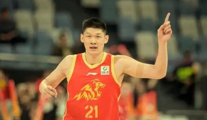 吐槽老詹、理解老詹、成為老詹，渴望父子同臺，胡金秋要打到40歲