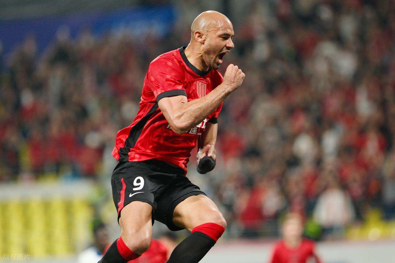 預定中超第四輪MVP！費利佩替補登場戴帽，幫助蓉城5比1大勝