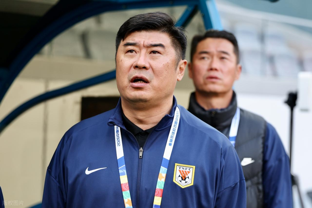 三點原因導致魯能本輪慘敗海牛！韓鵬能力遭質疑，急需調整爆發