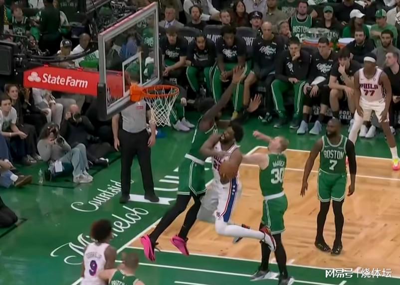 NBA東部四強定2席！76人超級逆襲，恩比德一瘸一拐扛到底
